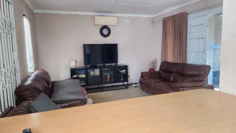 3 Bedroom Property for Sale in Tlhabane North West